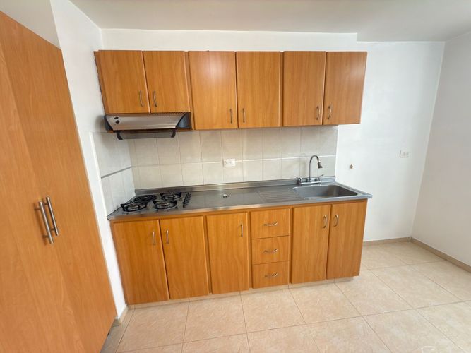 Apartamento en venta en Los laureles, Manizales - Miniatura 2