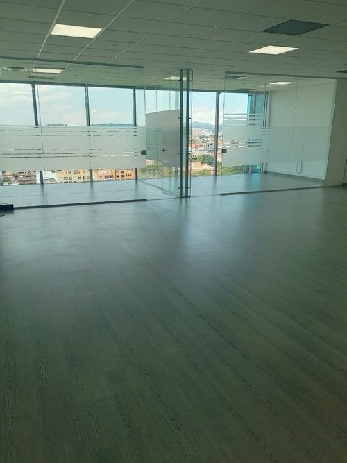 Oficina en  Arriendo en Chicó Alto, Bogotá - Miniatura 2