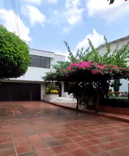 Apartaestudio en  Arriendo en Ciudad jardin, Cali - Imagen 1