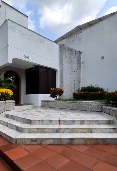 Apartaestudio en  Arriendo en Ciudad jardin, Cali - Miniatura 2