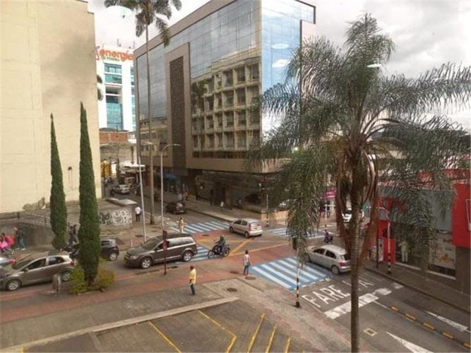 Oficina en  Venta en Sector plaza de bolivar, Pereira - Miniatura 5