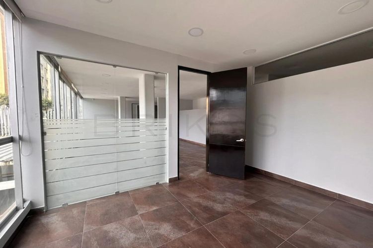 Oficina en  Venta en Chicó Reservado, Bogotá - Miniatura 3