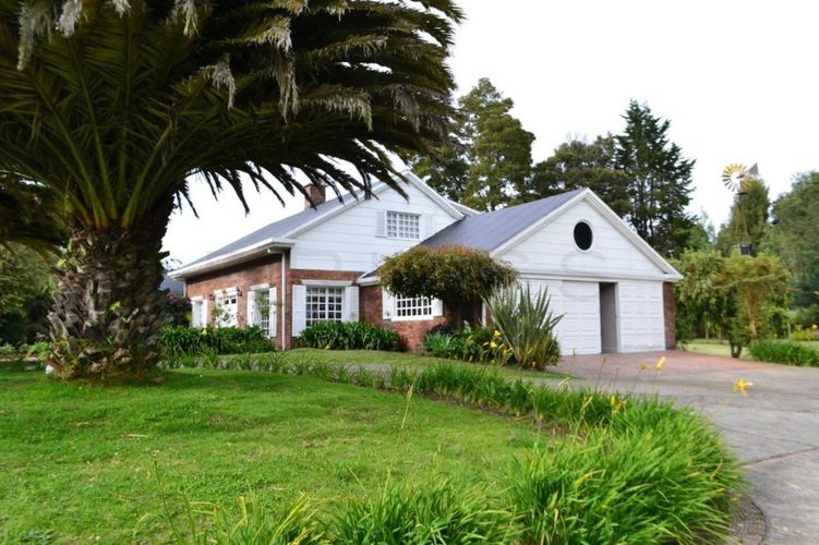 Finca en  Arriendo en Los rosales, El rosal - Imagen 1
