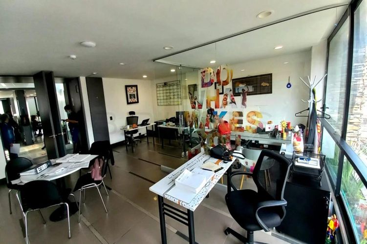 Edificio en  Arriendo en Santa ana occidental, Bogotá - Miniatura 5