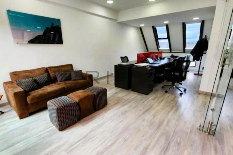 Oficina en venta en La Calleja, Bogotá - Miniatura 2