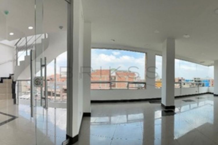 Edificio en arriendo en San luis, Bogotá - Miniatura 8