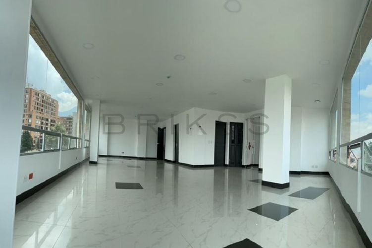 Edificio en arriendo en San luis, Bogotá - Miniatura 17