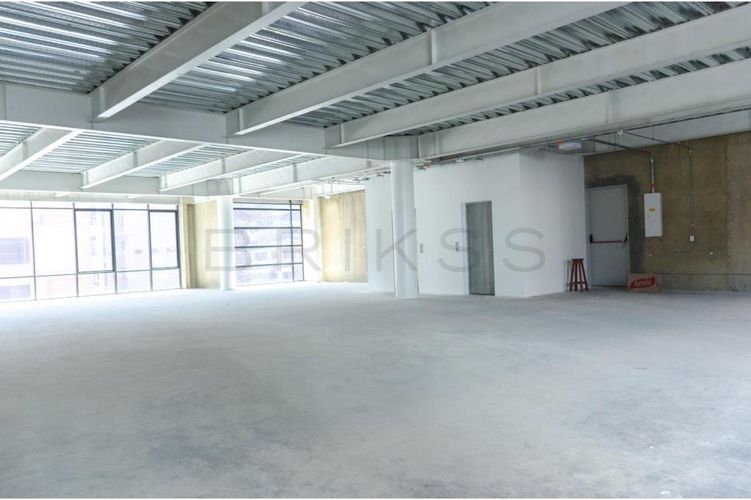 Oficina en arriendo en Chicó Reservado, Bogotá - Imagen 1