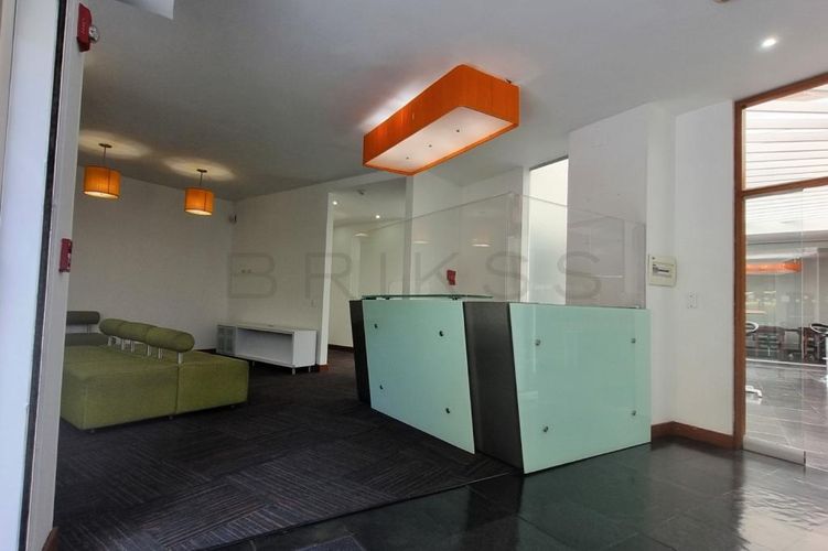 Oficina en arriendo en El nogal, Bogotá - Miniatura 2