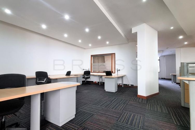 Oficina en arriendo en El nogal, Bogotá - Miniatura 5