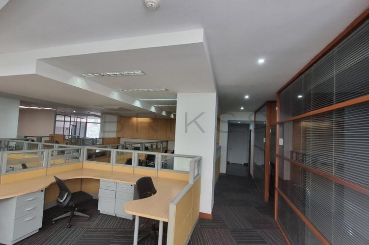 Oficina en arriendo en El nogal, Bogotá - Miniatura 13