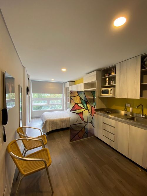 Apartaestudio en arriendo en Chapinero Alto, Bogotá - Miniatura 3