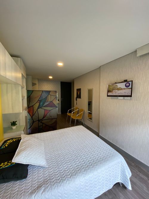 Apartaestudio en arriendo en Chapinero Alto, Bogotá - Miniatura 2