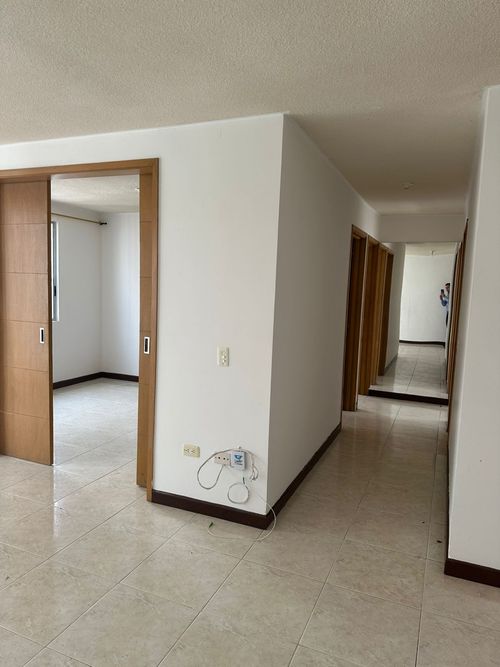 Apartamento en  Venta en El refugio, Cali - Miniatura 2