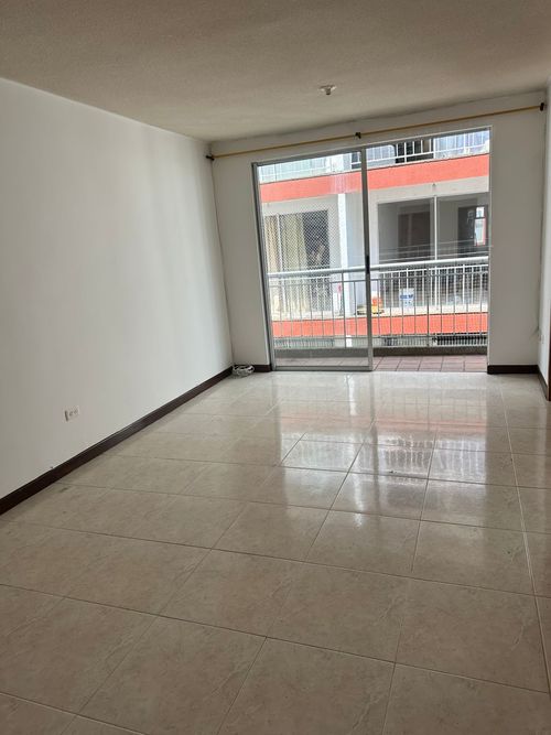 Apartamento en  Venta en El refugio, Cali - Miniatura 3