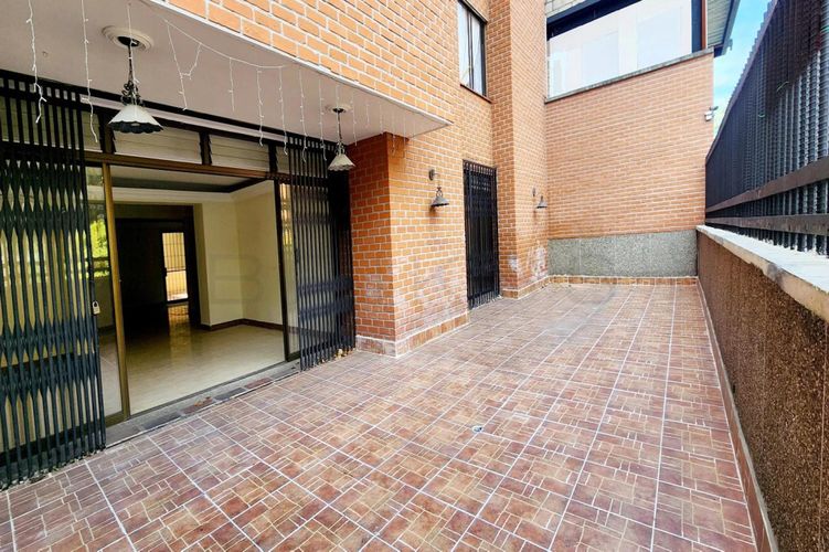 Apartamento en  Venta en Laureles, Medellín - Miniatura 4