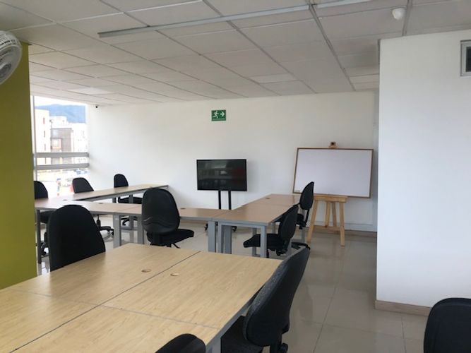 Oficina en  Arriendo en Santa barbara occidental, Bogotá - Miniatura 5