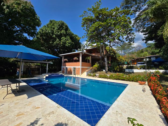Finca en  Venta en San Jerónimo - Imagen 1