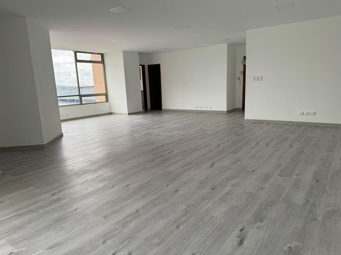 Oficina en  Venta en Sector plaza de bolivar, Pereira - Miniatura 4