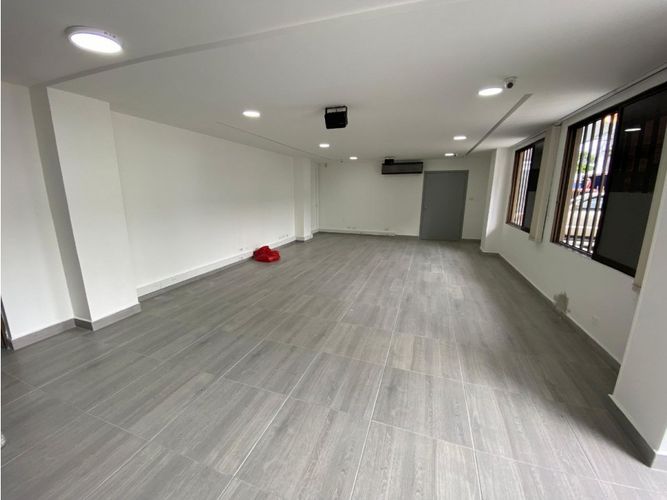 Edificio en arriendo en Pereira - Miniatura 2