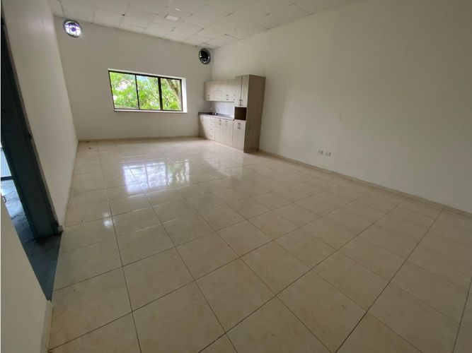 Edificio en arriendo en Pereira - Miniatura 5