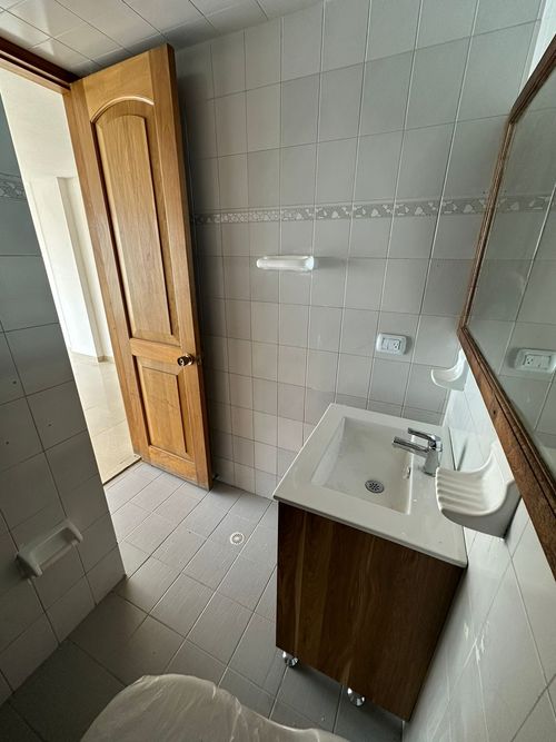Apartaestudio en  Arriendo en Santa Barbara, Bogotá - Miniatura 5