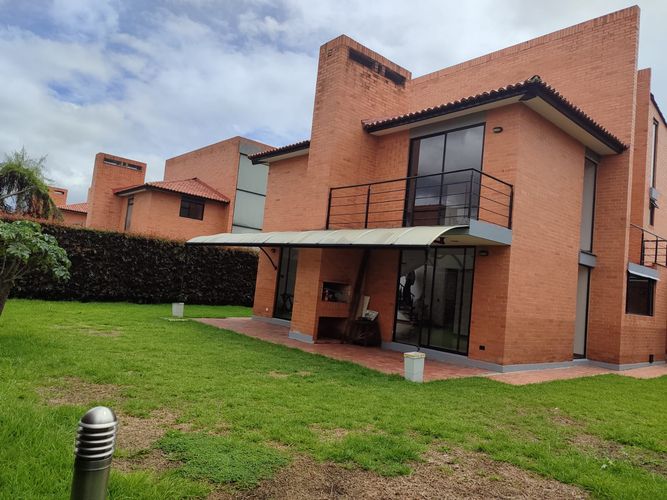 Casa en  Arriendo en Bojaca, Chía - Miniatura 3