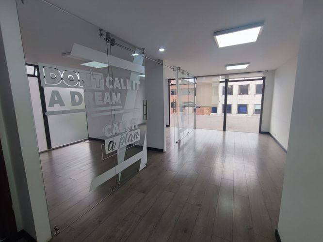 Oficina en  Arriendo en El chico, Bogotá - Miniatura 2