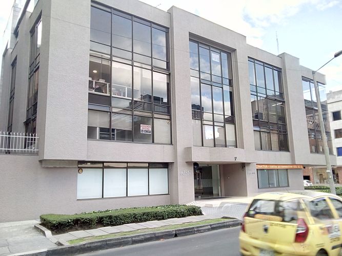 Oficina en  Arriendo en El chico, Bogotá - Imagen 1
