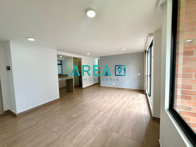 Apartamento en  Venta en El cortijo, Madrid - Miniatura 2