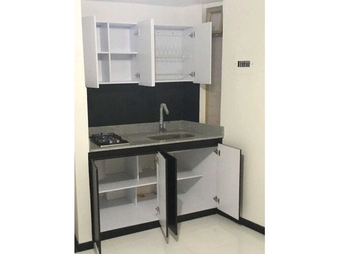 Apartaestudio en  Arriendo en Laureles, Medellín - Imagen 1