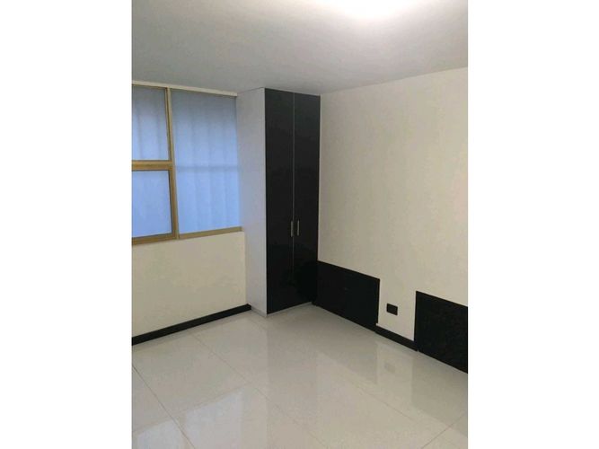 Apartaestudio en  Arriendo en Laureles, Medellín - Miniatura 6