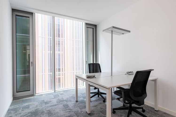 Oficina en  Arriendo en Medellín - Miniatura 2