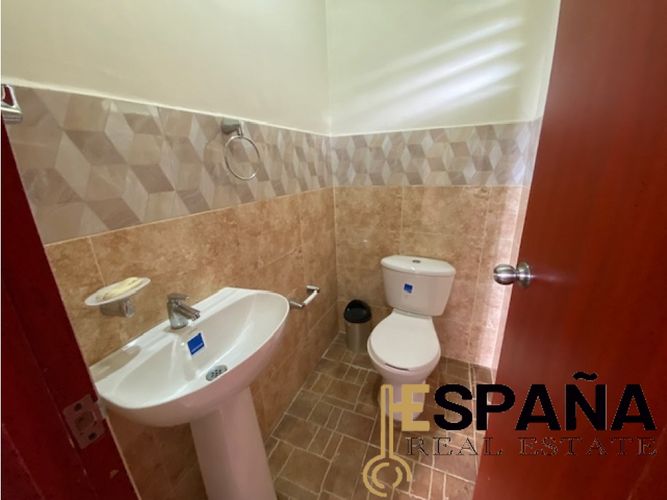Finca en  Venta en El colegio - Miniatura 4