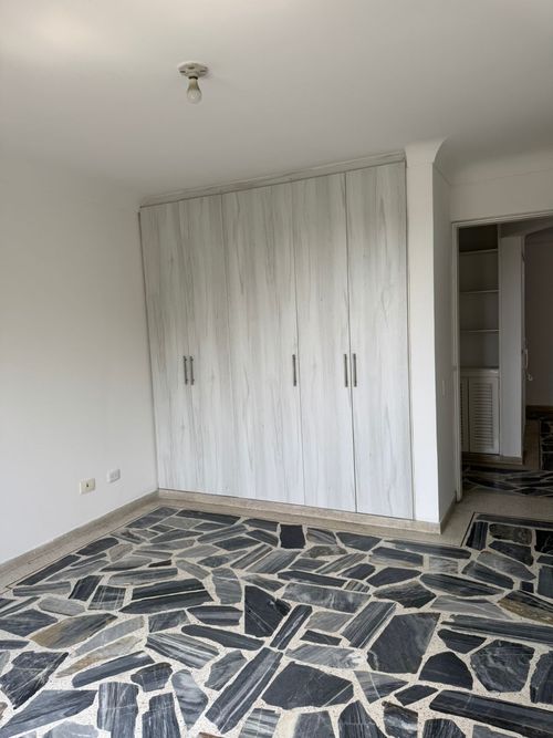 Apartaestudio en  Venta en La flora, Cali - Imagen 1