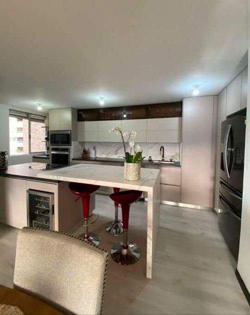 Apartamento en  Venta en El Poblado, Medellín - Miniatura 4