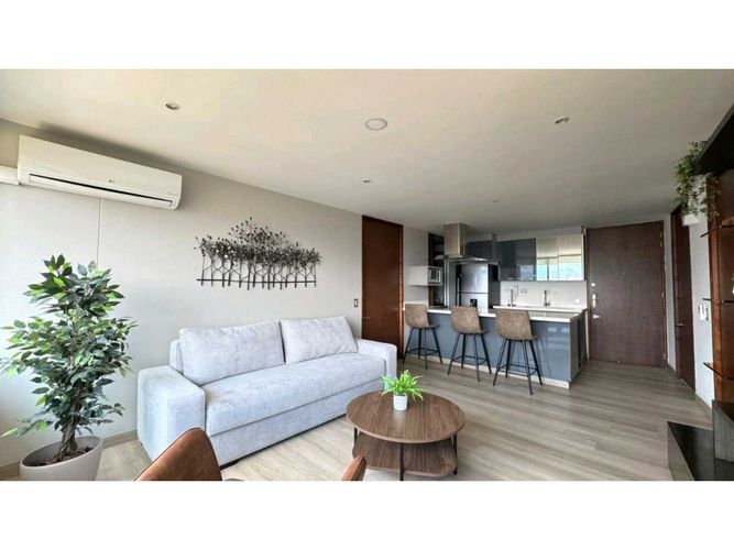 Apartamento en  Arriendo en El Poblado, Medellín - Imagen 1