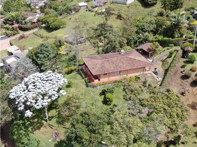 Finca en  Venta en Guarne - Miniatura 2
