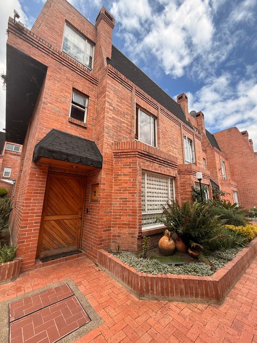 Casa en  Venta en Colina Campestre, Bogotá - Imagen 1