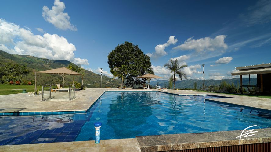 Finca en  Venta en Barbosa - Miniatura 8