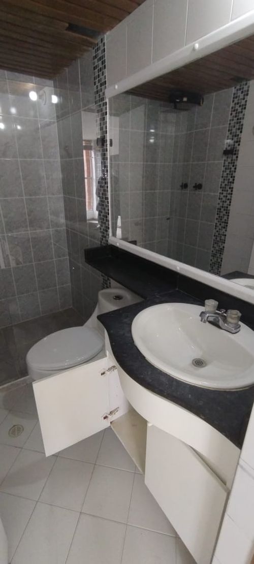 Apartaestudio en  Arriendo en El Poblado, Medellín - Miniatura 7