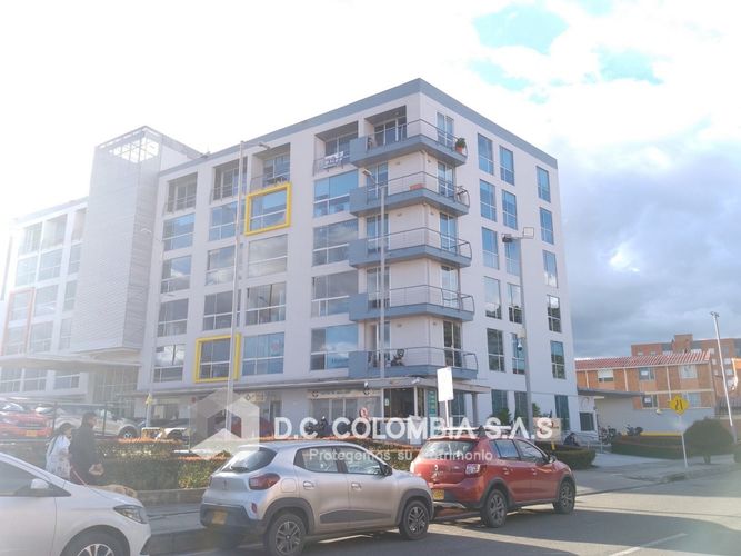 Local en  Venta en Portales del norte, Bogotá - Miniatura 2