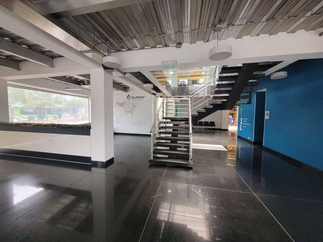 Edificio en  Venta en Prados del norte, Cali - Miniatura 3