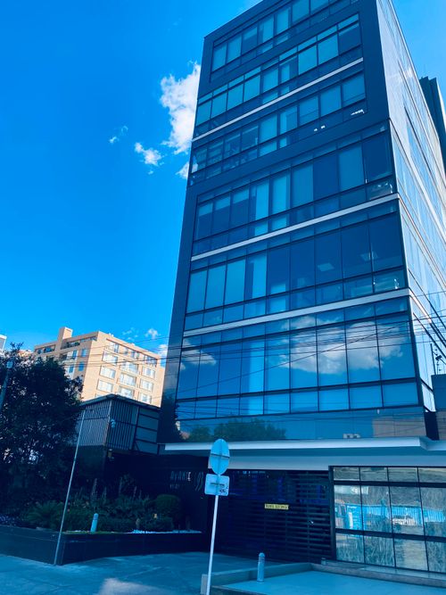 Oficina en  Arriendo en Chico norte, Bogotá - Miniatura 2