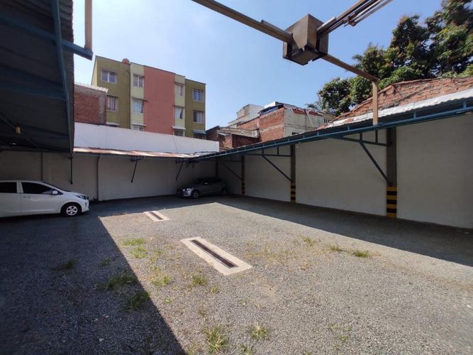 Edificio en  Arriendo en Los libertadores, Cali - Miniatura 21