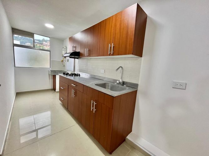 Apartamento en  Venta en Loma de los bernal, Medellín - Miniatura 3