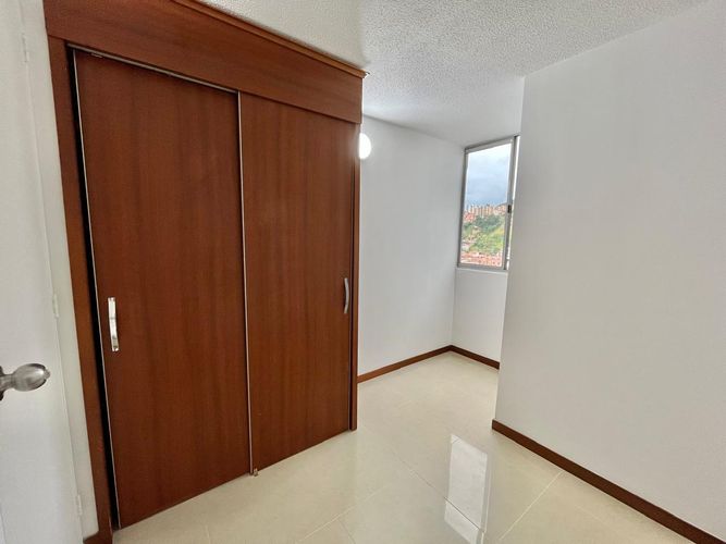 Apartamento en  Venta en Loma de los bernal, Medellín - Miniatura 9