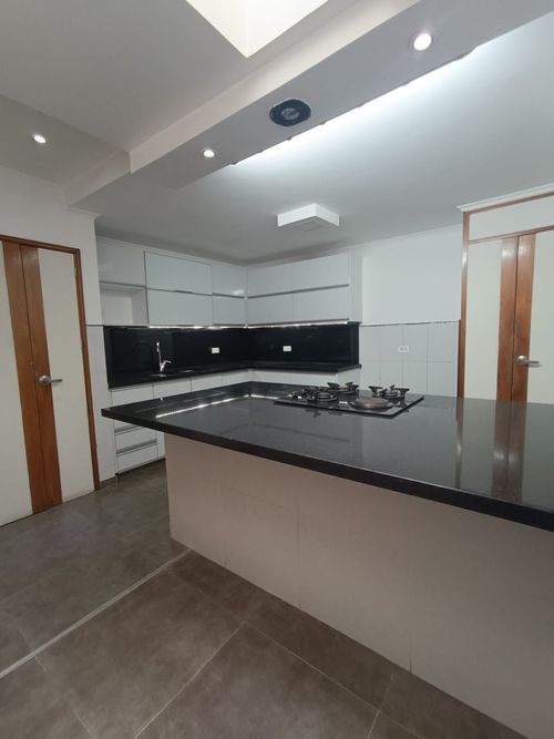 Casa en  Arriendo en Castropol, Medellín - Imagen 1