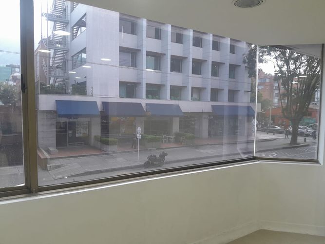 Oficina en  Arriendo en Chico norte, Bogotá - Miniatura 7