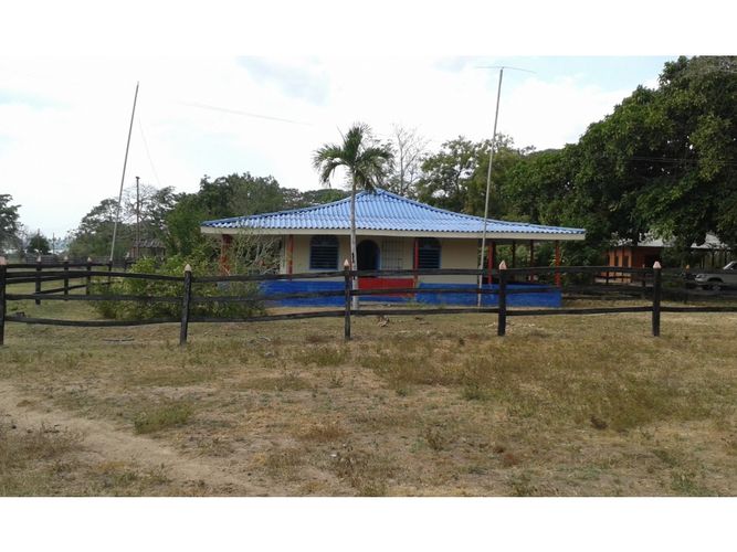Finca en  Arriendo en Mahates - Miniatura 2